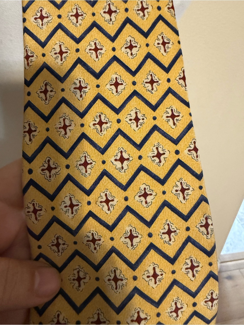 VTG Chaps Ralph Lauren Silk Yellow Geometric Pattern Men's Necktie Diamond